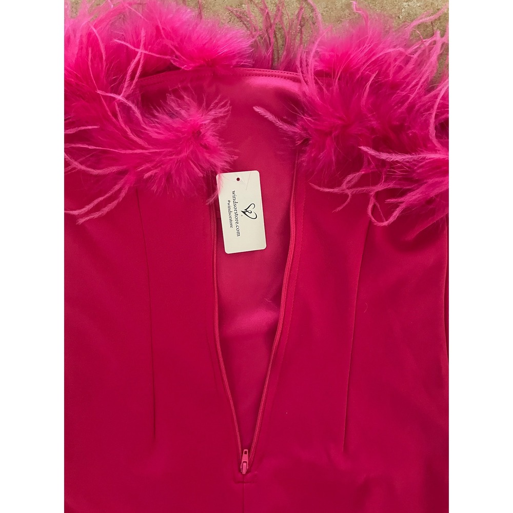 NWT Windsor Hot Pink Feather Trim Strapless Mini Bodycon Dress Size M - Picture 5 of 9